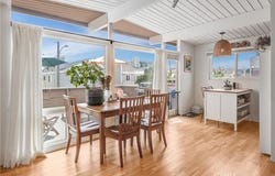 447 30th, Hermosa Beach, CA 90254