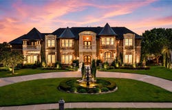 209 Crystal Court, Heath, TX 75032