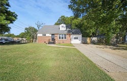 848 Aragona Boulevard, Virginia Beach, VA 23455