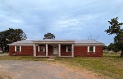 1594 E COUNTY ROAD 38, Gosnell, AR 72315