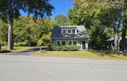 19 Bradbury Street, Belfast, ME 04915