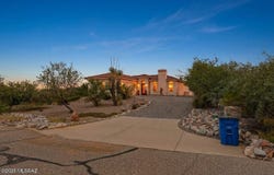 620 N Fairhaven Drive, Vail, AZ 85641
