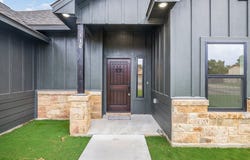 330 Cactus Street, Giddings, TX 78942