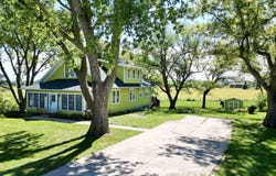860 E Anthony Street, Carroll, IA 51401