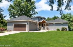 28 Five Points Road, Freehold, NJ 07728