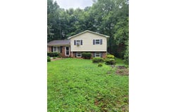3745 Windhaven Drive NW, Conover, NC 28613