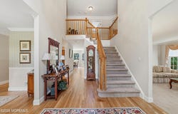 18 Dante Road, Monroe, NJ 08831