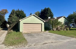 111 E Ave C, Newberry, MI 49868