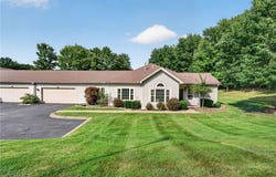 5645 Clingan Road, Struthers, OH 44471
