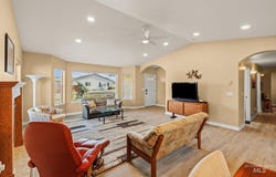 2946 Spruce St, Lewiston, ID 83501