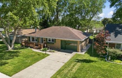 613 E Ash Place, Griffith, IN 46319