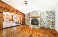 2001 Shilhon Rd, Duluth, MN 55804