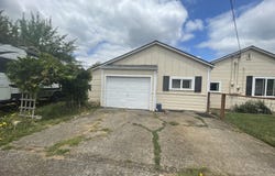 914 4TH Ave, SweetHome, OR 97386