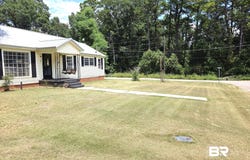 105 Spring St, Evergreen, AL 36401