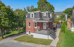 10 Robinson Street, Beacon, NY 12508