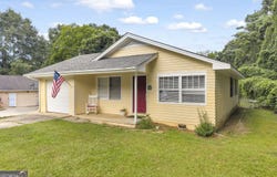 514 S Broad Street, Toccoa, GA 30577