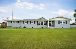 513 N Spring St, Sparta, TN 38583
