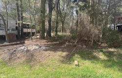Paradise Circle, Chandler, TX 75758