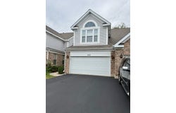 642 Citadel Drive, Westmont, IL 60559