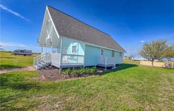 376 Haddock Drive, Palacios, TX 77465
