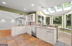 427 COTSWOLD Lane, WYNNEWOOD, PA 19096