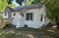 403 S 3rd Street, Princeton, MN 55371