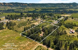 1810 CARTER Rd, HoodRiver, OR 97031