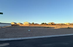 1733 E Hawthorne Ave, Lake Havasu City, AZ 86404