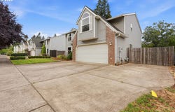 2163 DORSEY Dr, Hubbard, OR 97032