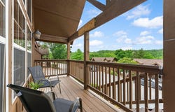 92 Cantwell Lane, Branson West, MO 65737