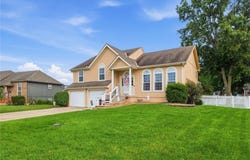 903 Silver Lake Circle, Raymore, MO 64083