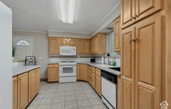 927 E 5650 S, Murray, UT 84121