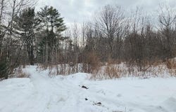 Country Lane, Lagrange, ME 04453
