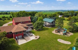48190 265th St, Brandon, SD 57005