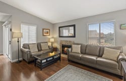 7439 Altiva Pl, Carlsbad, CA 92009