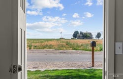 211 Randolph, Melba, ID 83641