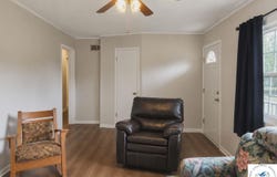 811 Schroeder Drive, Tipton, MO 65081