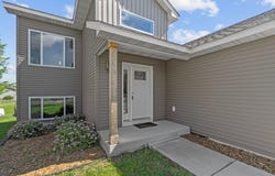 720 Mallard Avenue, Winsted, MN 55395