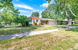 11534 Briarcliff Drive, Warren, MI 48093