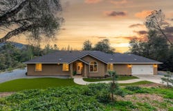 38614 Bon Veu Circle, Oakhurst, CA 93644