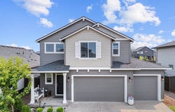 8713 N 5TH St, Ridgefield, WA 98642