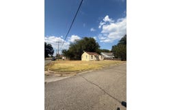 1622 W Cedar, Durant, OK 74701