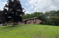 3585 Clermont Street NW, North Lawrence, OH 44666