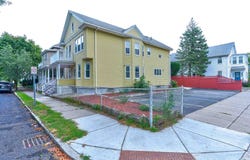 90-92 Thorndike St, Arlington, MA 02474