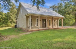 1520 Pardue, Raymond, MS 39154