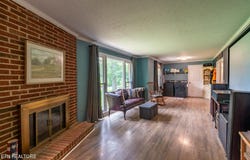 112 S Hummingbird Lane, Dickson, TN 37055