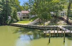 30 Golf Lane, WEEMS, VA 22576