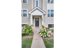 550 Spring Leaf Drive, Joliet, IL 60431