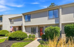 37 Irongate, Metuchen, NJ 08840