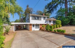 239 Moonlight Av SE, Salem, OR 97302